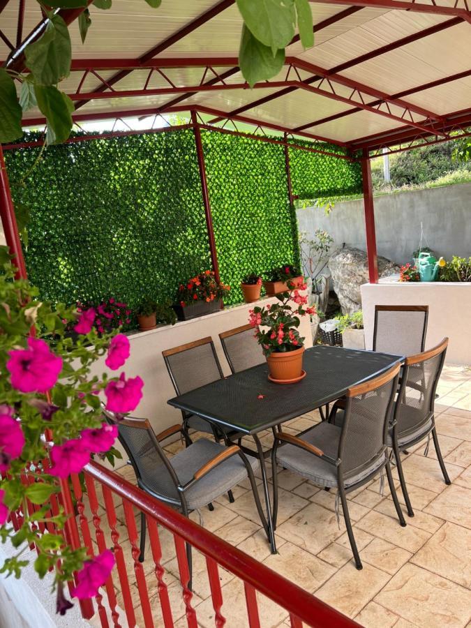 Apartament Green Valley Omiš Dış mekan fotoğraf