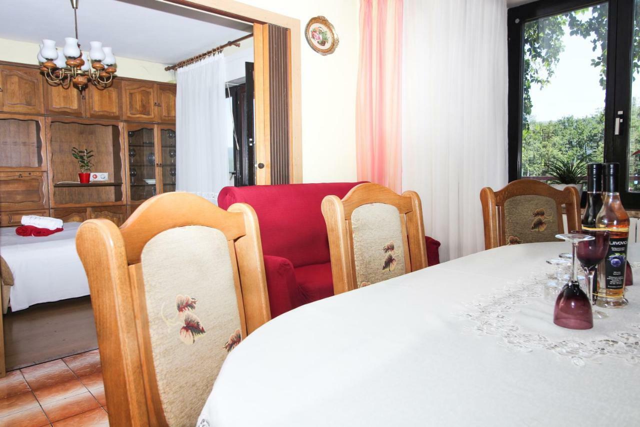 Apartament Green Valley Omiš Dış mekan fotoğraf