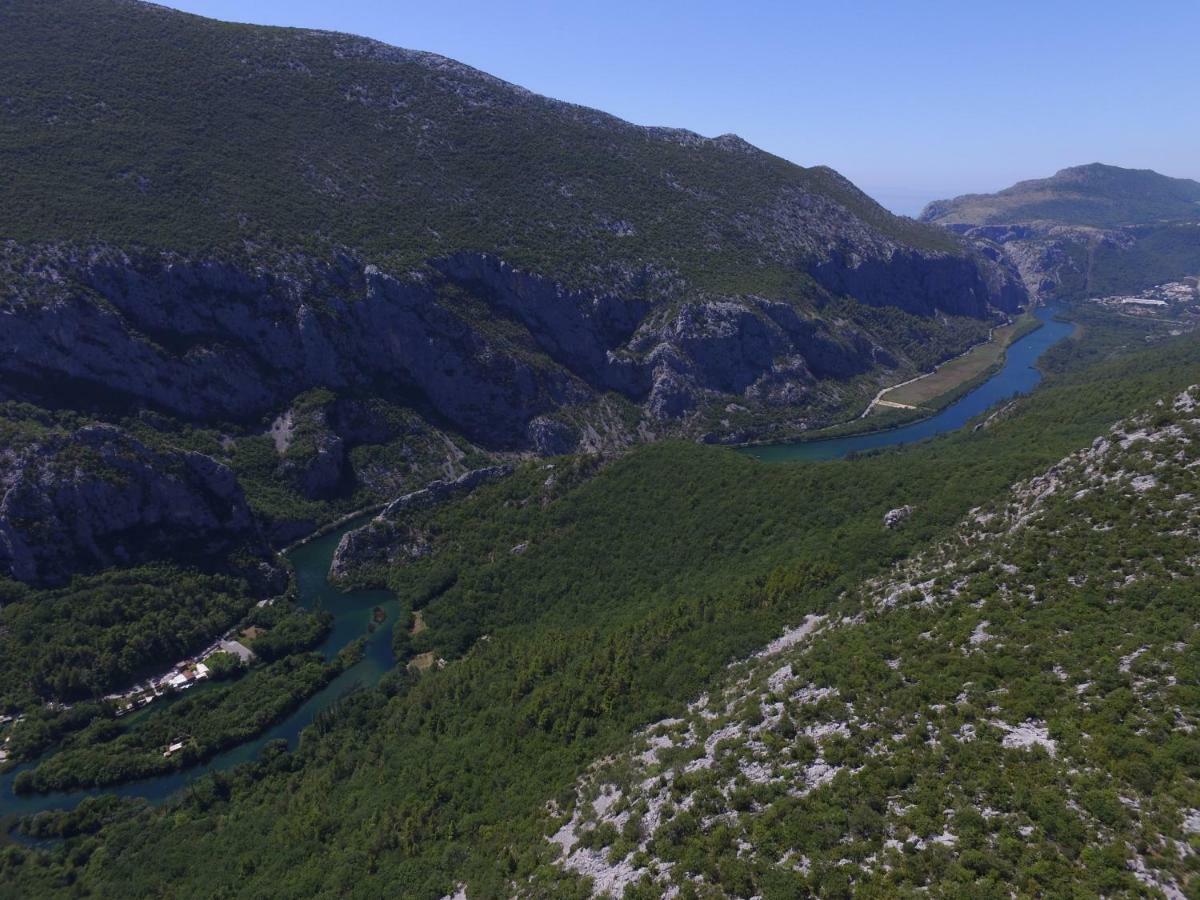 Apartament Green Valley Omiš Dış mekan fotoğraf