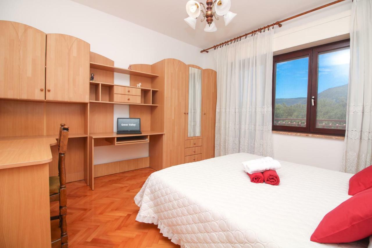 Apartament Green Valley Omiš Dış mekan fotoğraf